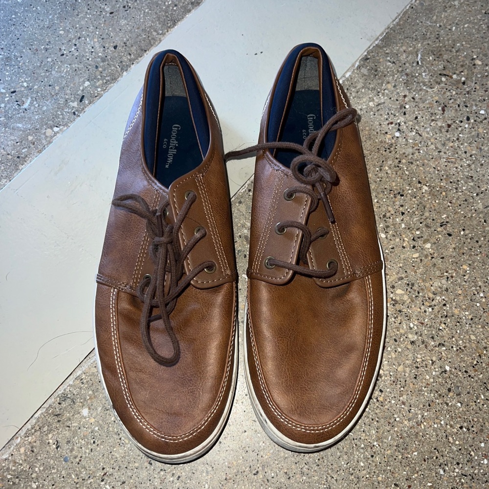 Goodfellow & Co men’s boat shoes size 9.5